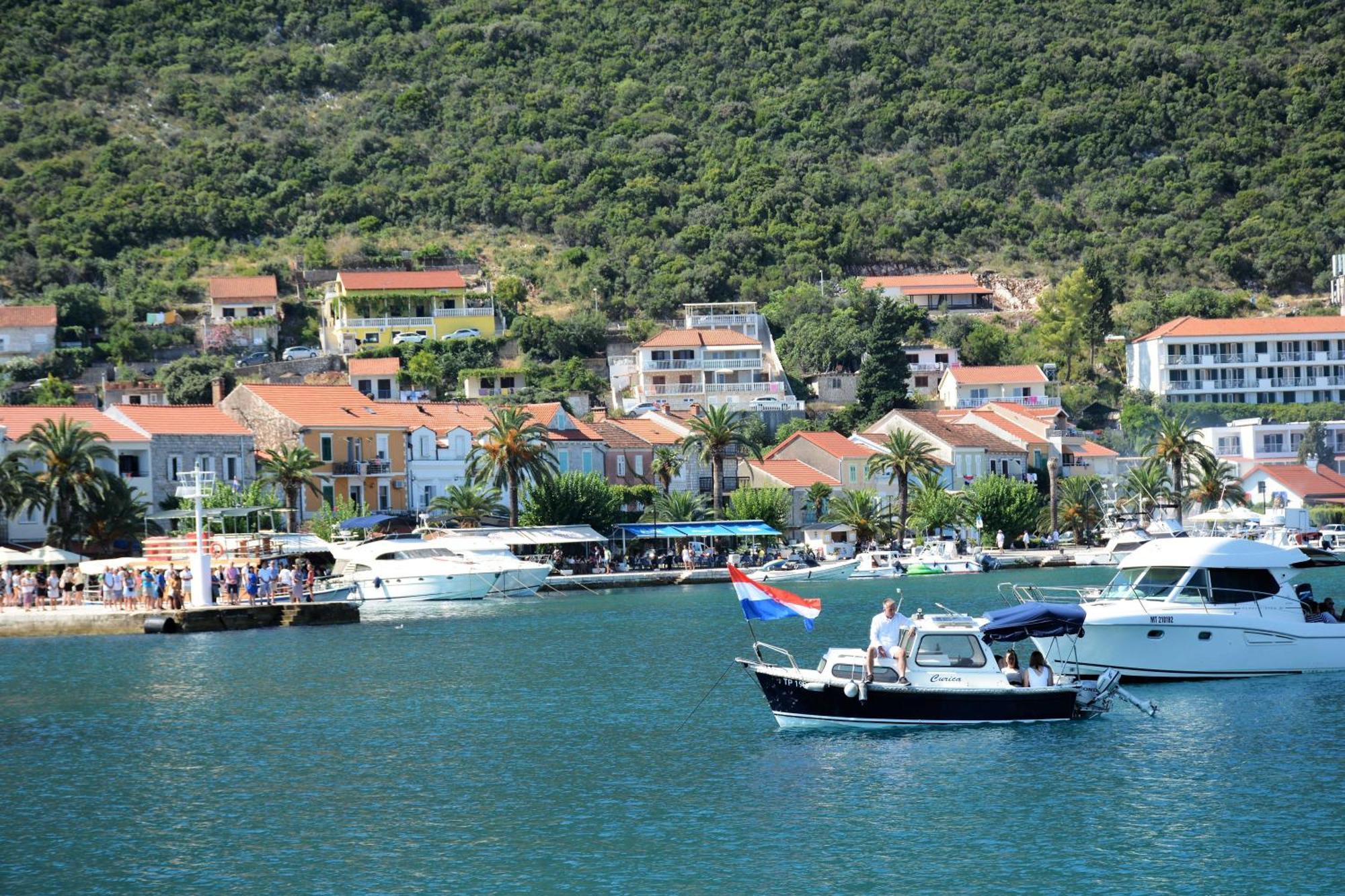 Guesthouse Aurora Trpanj Pokoj fotografie